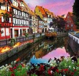 美丽的小镇  第3张